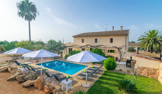SON INDIOT - Beautiful country house for 10 people with private pool. Free WIFI. in Algaida