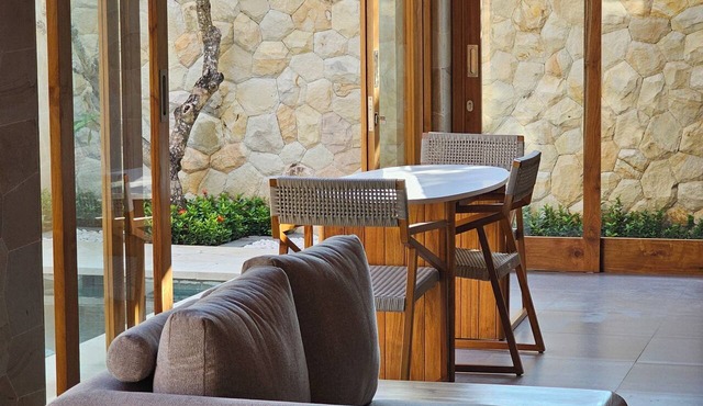 Top Luxury Pool Villa Nusa Dua, Bali