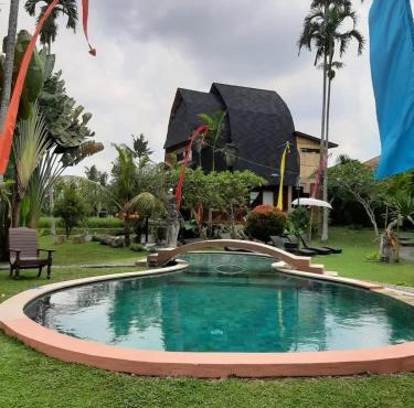 Ubud Hidden Villa Yone village
