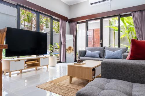 Villa Alase - 3 BR Private Pool Villa, Legian Seminyak