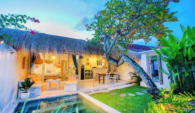 Villa Maison 246 2BR Cozy Private Pool Villa In Vibrant Canggu