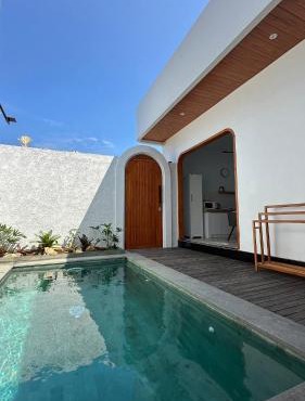 Villa Sachi - Two Bedroom Pool Villa 10 mins to Sanur Harbor