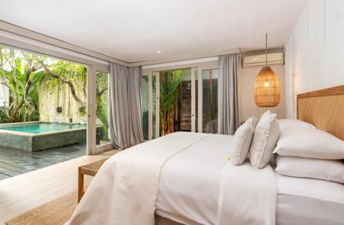 Villa Santhira 3BR Pool Villa Near Eat Street