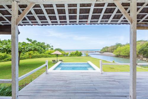 Villa Sungai Laut
