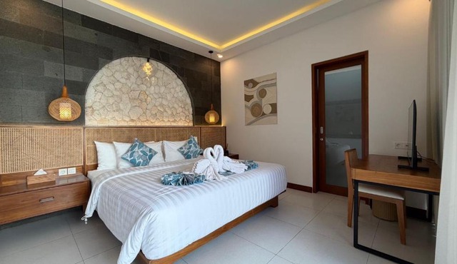 Villa Tenang di Bali dekat Canggu & Tanah Lot