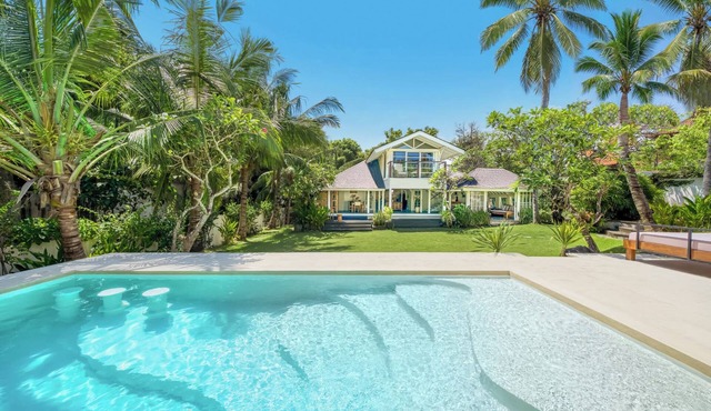 Villa Verona - Right behind Beach, Lush Garden
