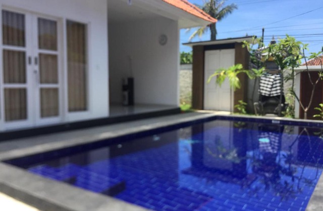 Queen Guest house tulamben