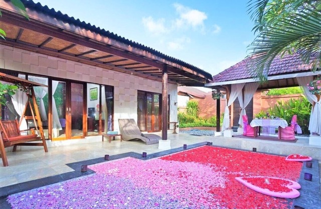 Unforgetable Romantic Pool Villa In Kuta