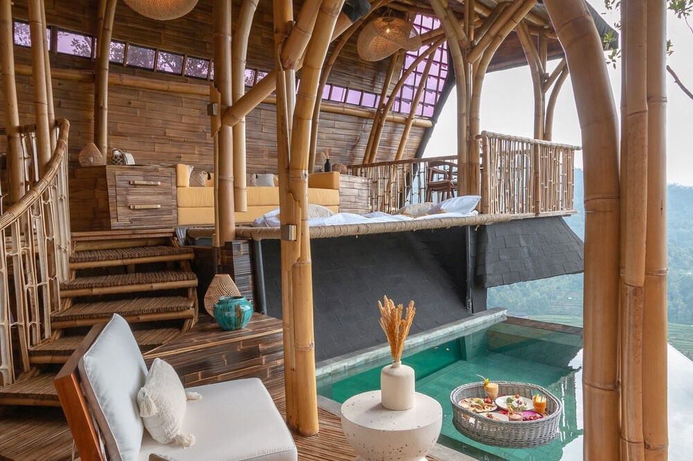 Klungkung Villa | The Floating Treehouse Villa By Avana - A Dreamy Treehouse with a View