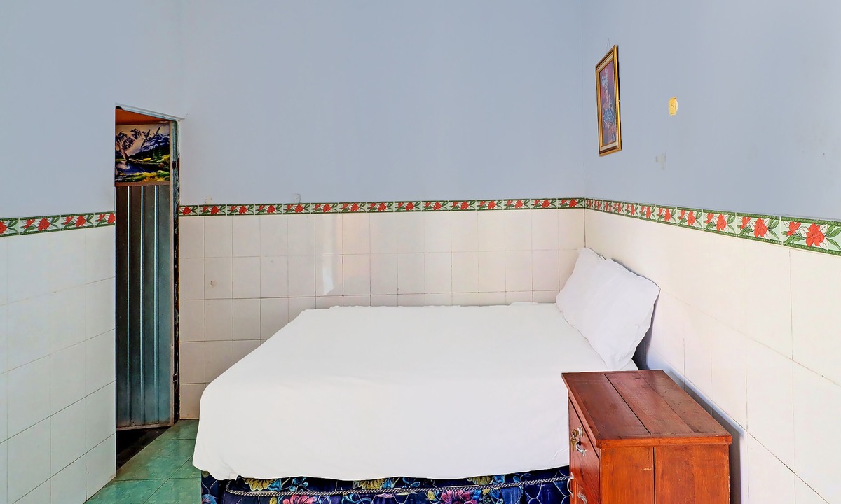 Banyubiru Hotel | Hotel O Sekar Jagat Near Pantai Baluk Rening