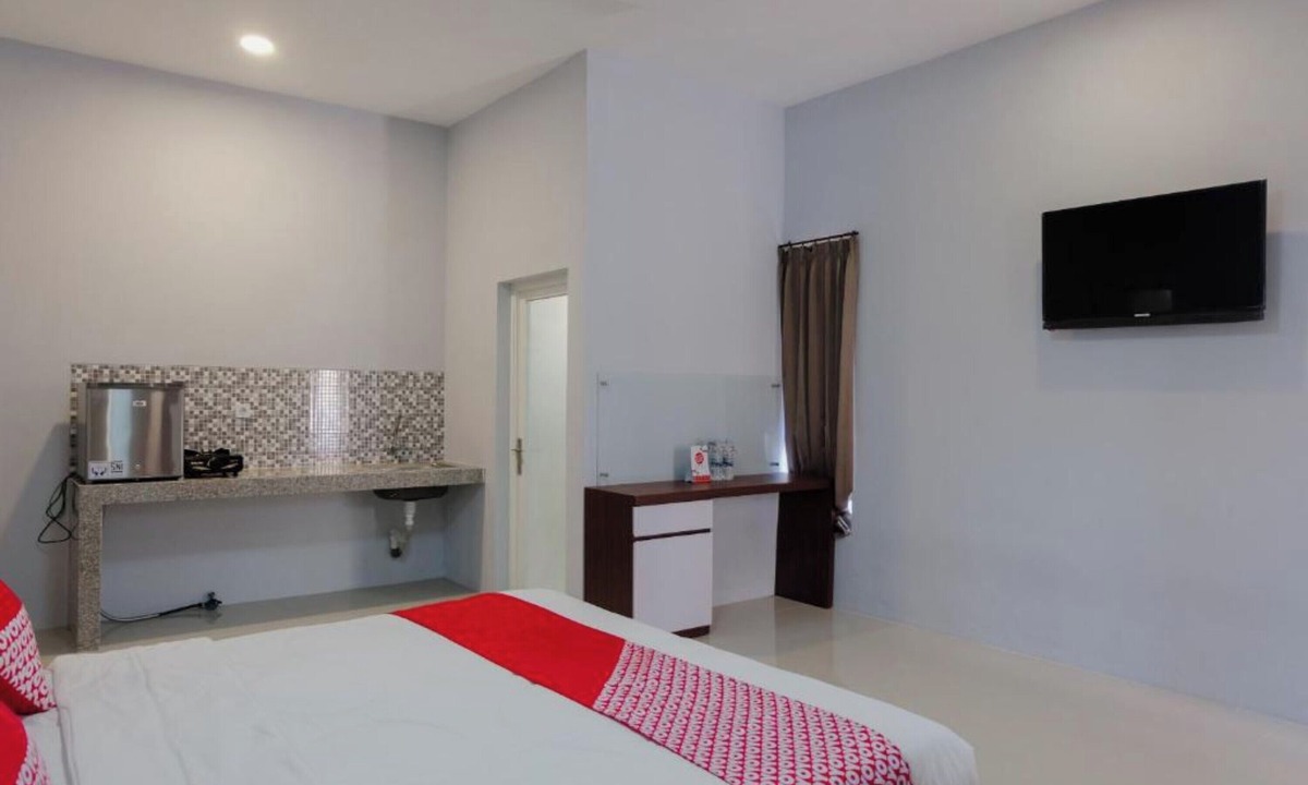 Banyuwangi Hotel | Hotel O Kate'el Inn