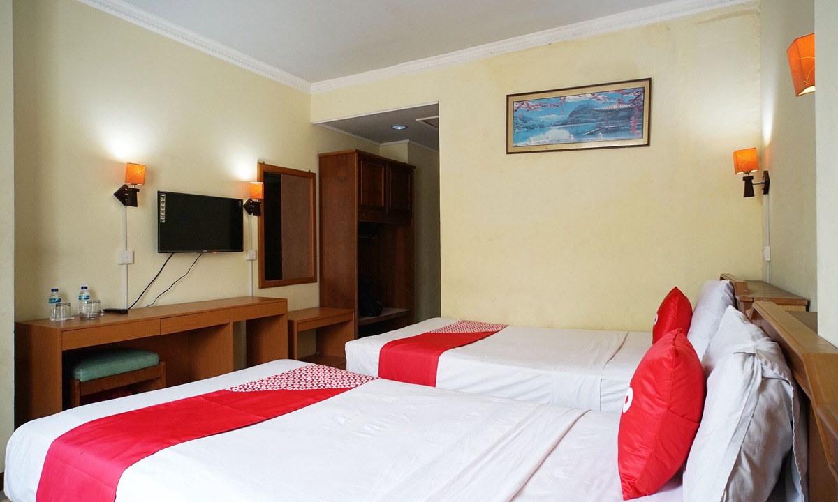 Balikpapan Hotel | OYO 2015 Bandara Hotel Balikpapan