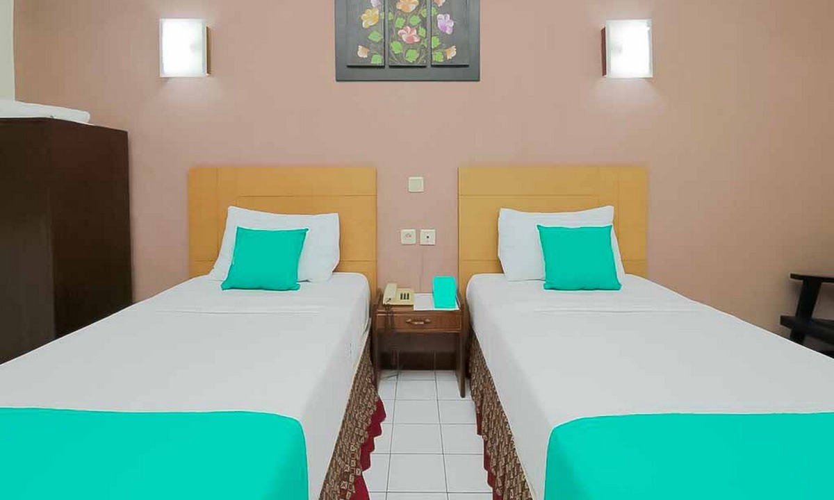 Patrang Hotel | Hotel Lestari Near Lippo Plaza Mall Jember