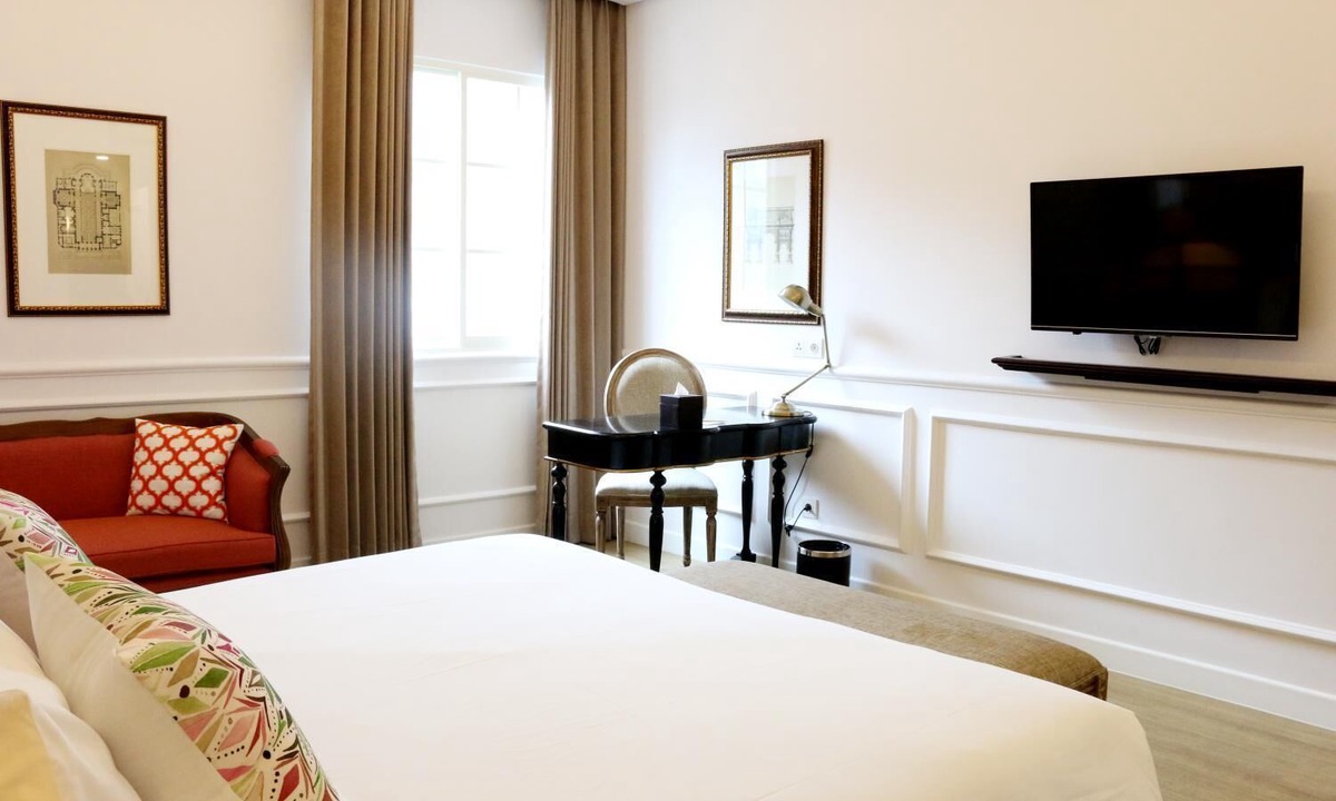 Suko Manunggal Hotel | Brava Suites by ZIA Surabaya