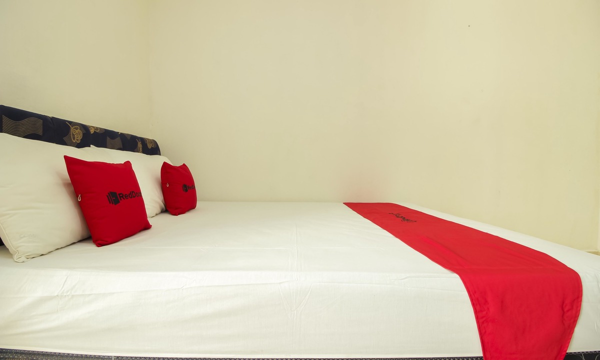Manado Hotel | RedDoorz @ Malalayang Manado