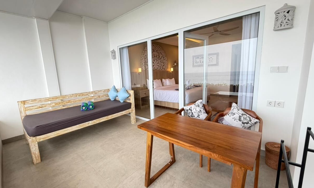 Purwakerti Hotel | Solaluna Beach Homestay