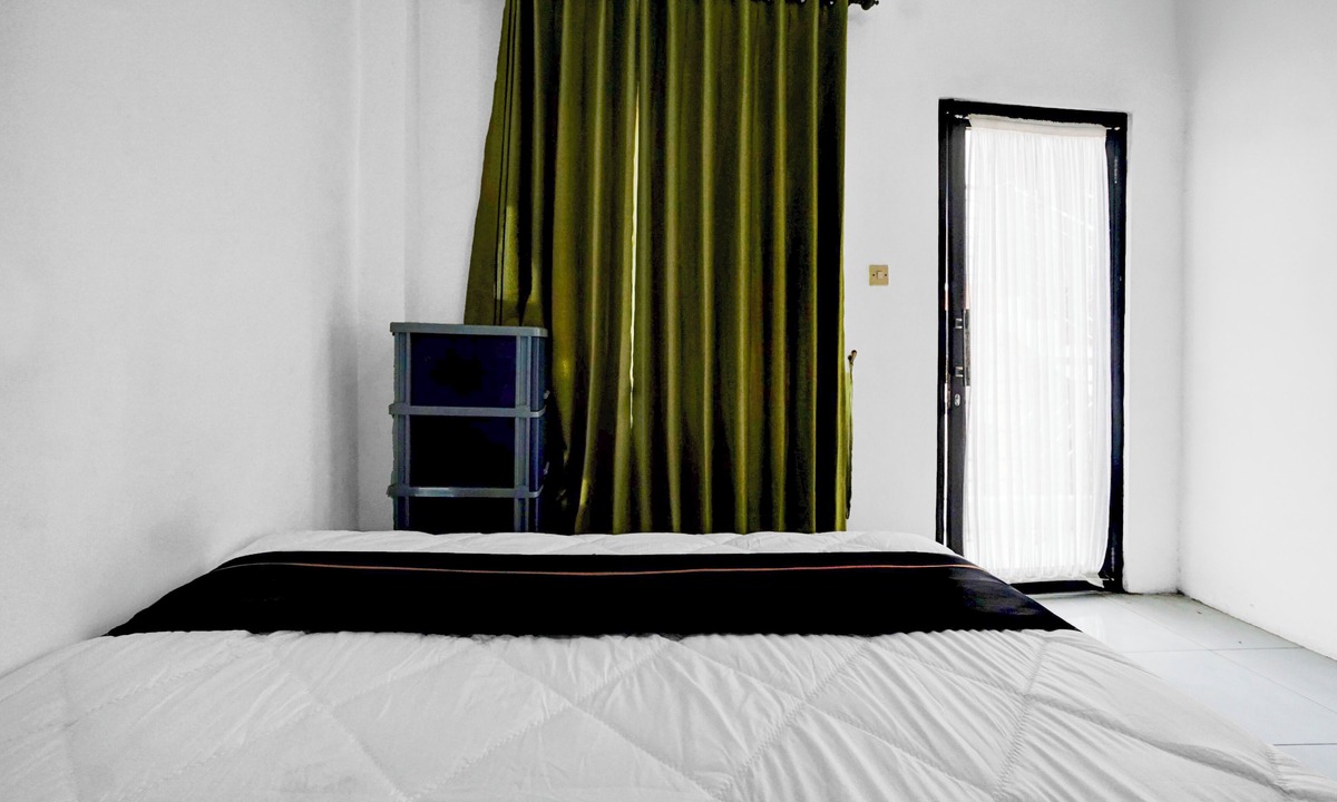 Beji Hotel | Hotel O near Jatim Park 3 formerly Srikandi Residence