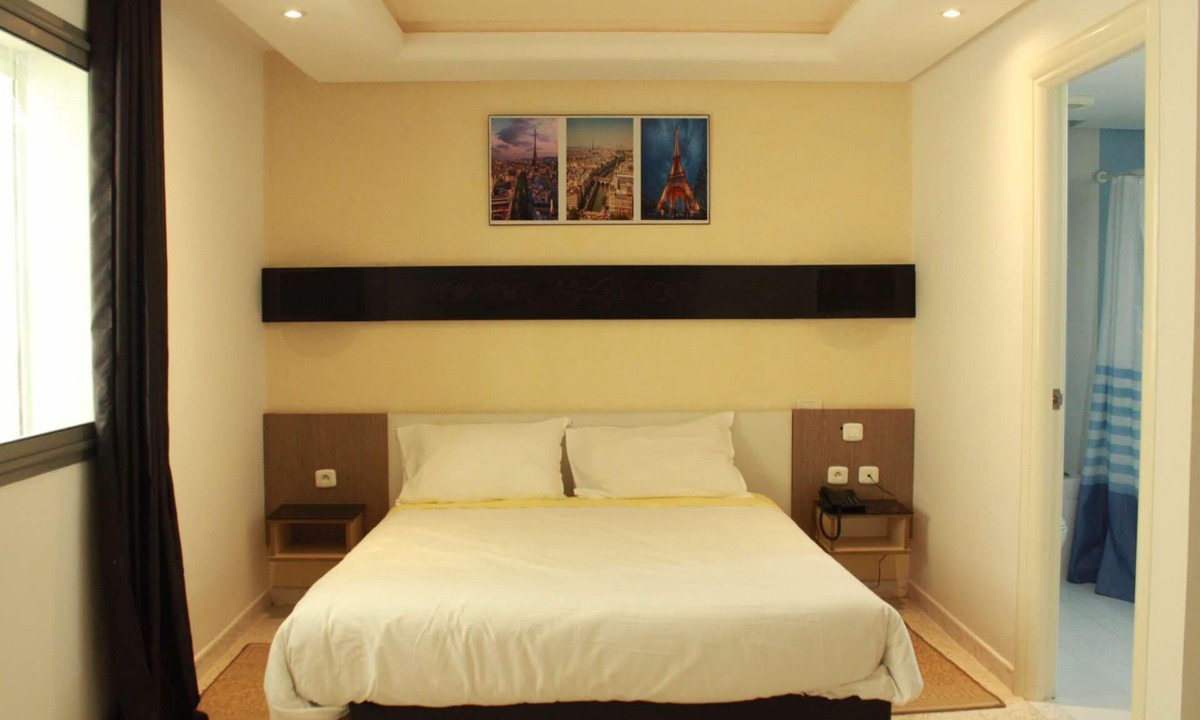 Bab Bhar Hotel | Le Parisien Tunis