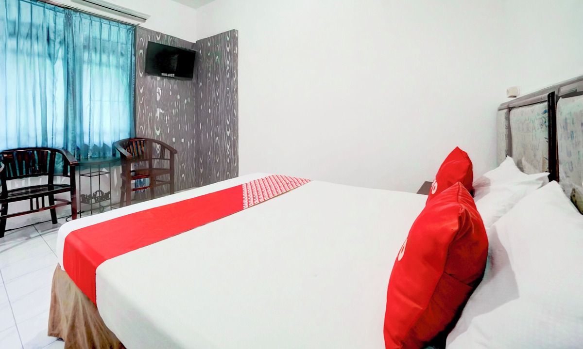 Waru Hotel | Hotel O Bungurasih Near Juanda International Airport Formerly Griya Waru Hotel
