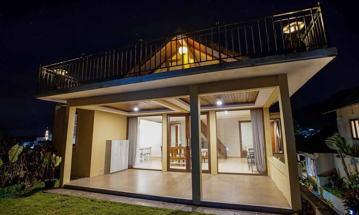 Banyuasri Villa | Bedugul Lake View Villa