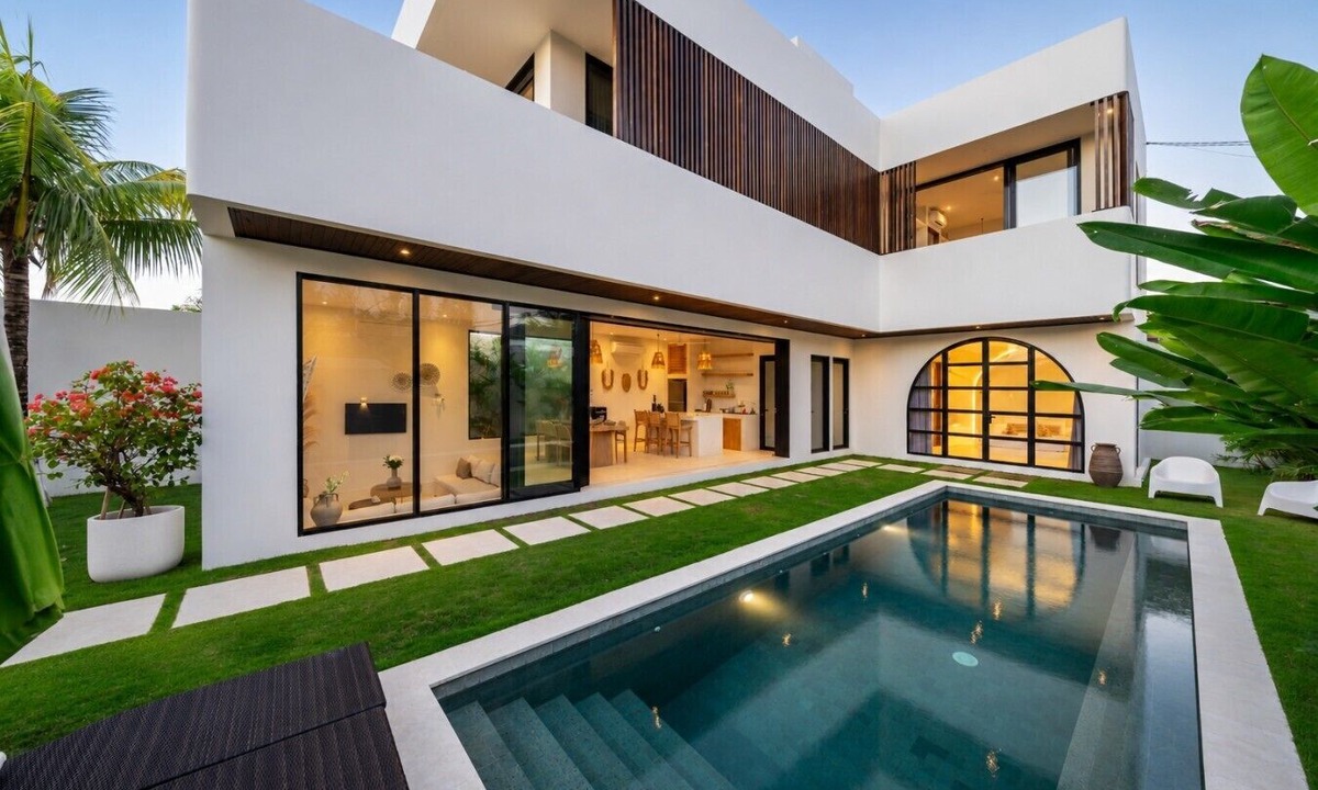 Uluwatu Villa | Large 3 Bedroom Villa in Prime Uluwatu with Pool and Free Airport Pickup