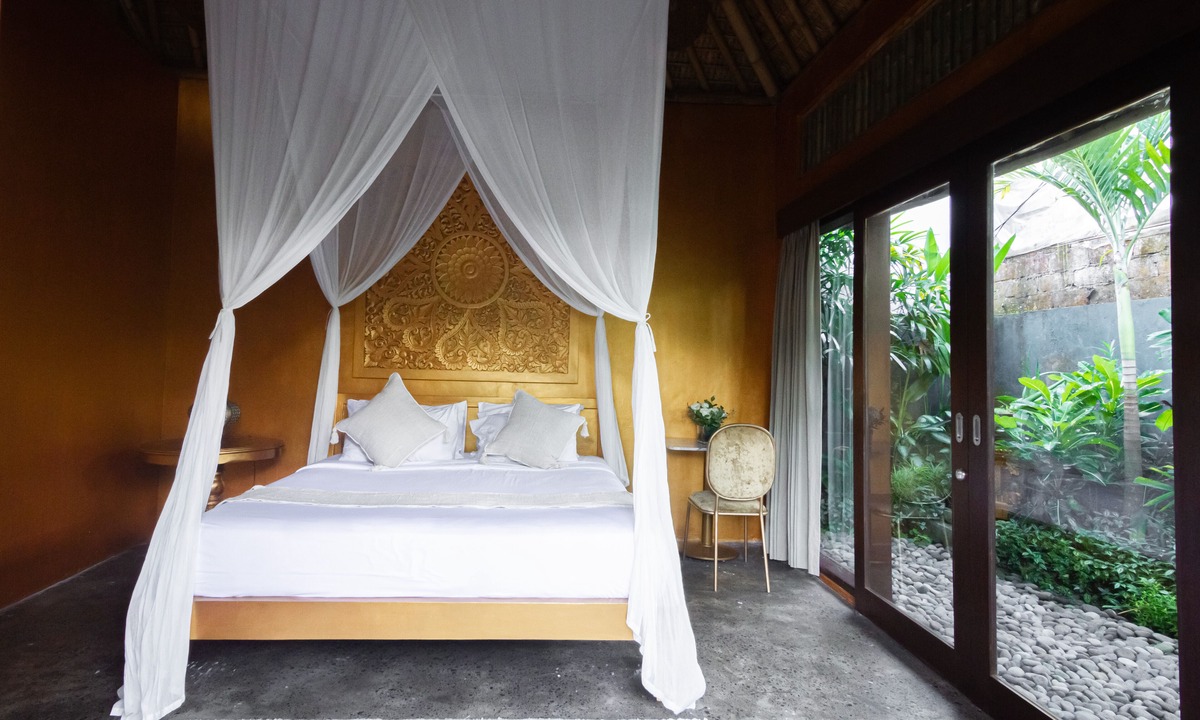 Sayan Villa | Joyously Raw Villas