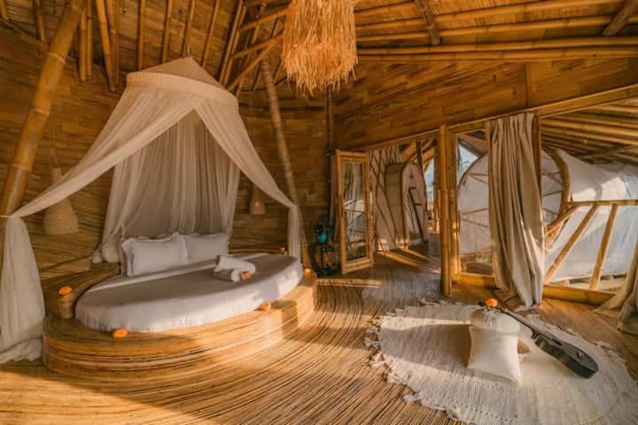 Selat Villa | Bamboo amazing villa sidemen