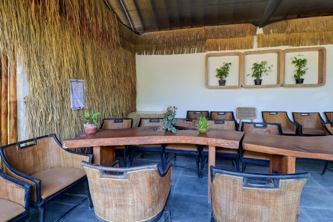 Andong Hotel | Belvilla near Manuaba Waterfall formerly The Puriana Mantun