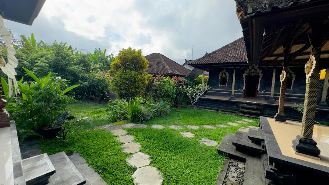 Sidemen House | JERO Tabola 2