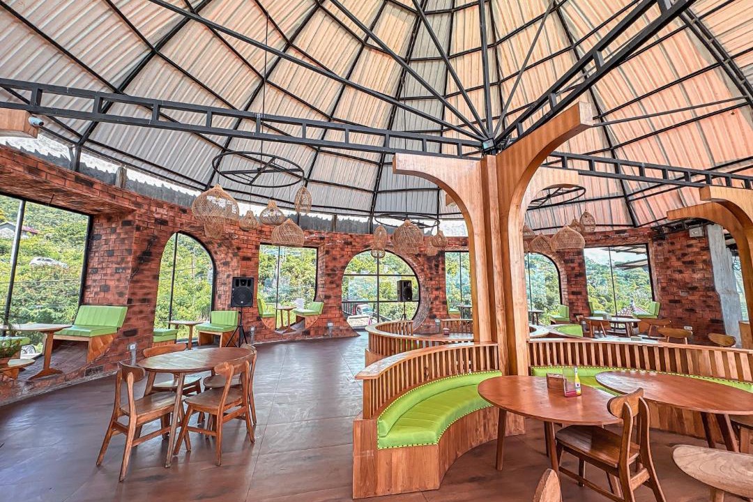 Kedisan Hotel | Caldera Hotel & Restaurant