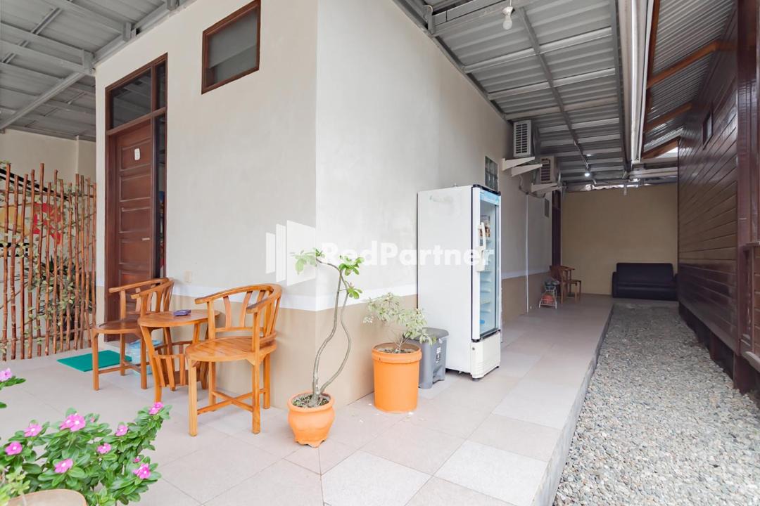 Samarinda Hotel | Langkar Guest House Syariah Mitra RedDoorz