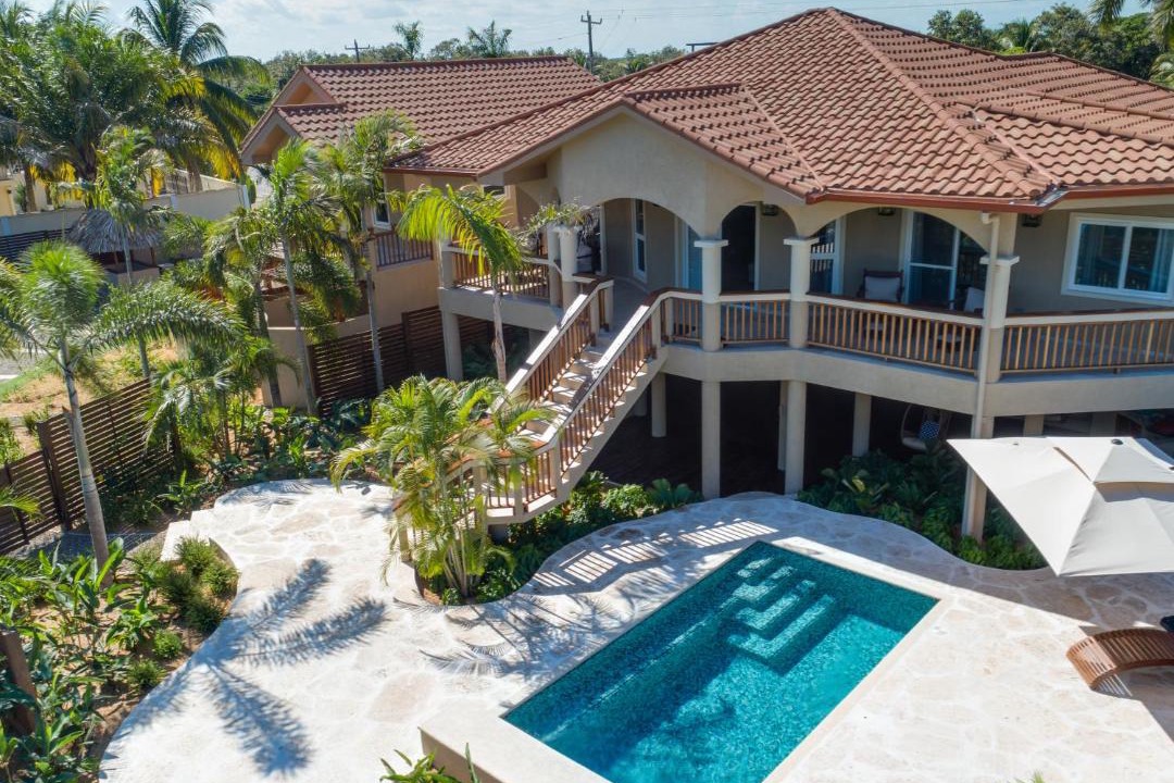 Surfside Resort | Sirenian Bay Resort -Villas & All Inclusive Bungalows