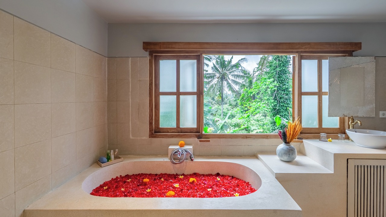 Photo of Bathroom in Petulu