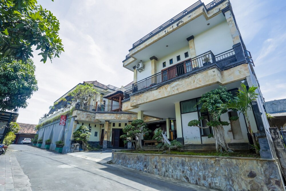 Photo of Outdoor in Padangsambian Klod