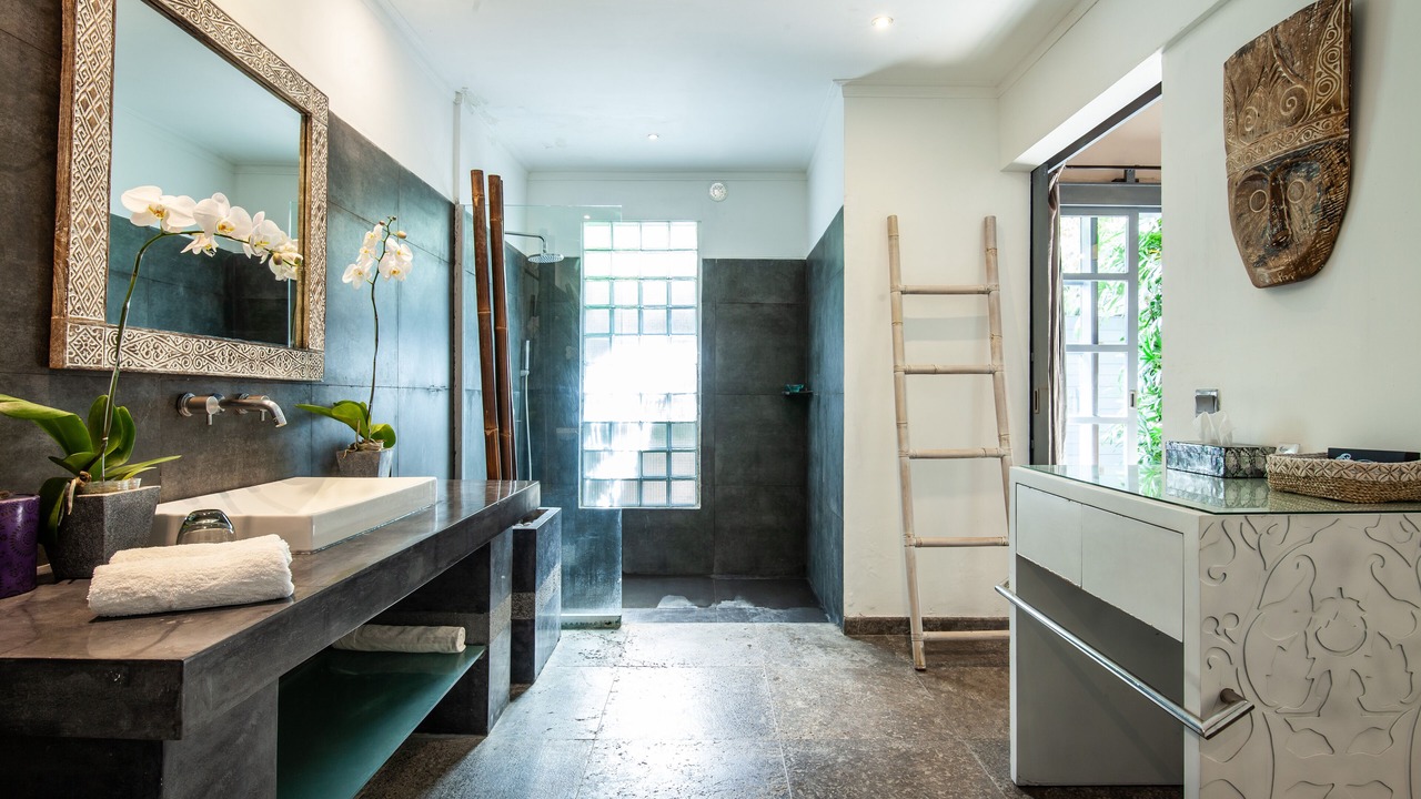 Photo of Bathroom in Jungut Batu