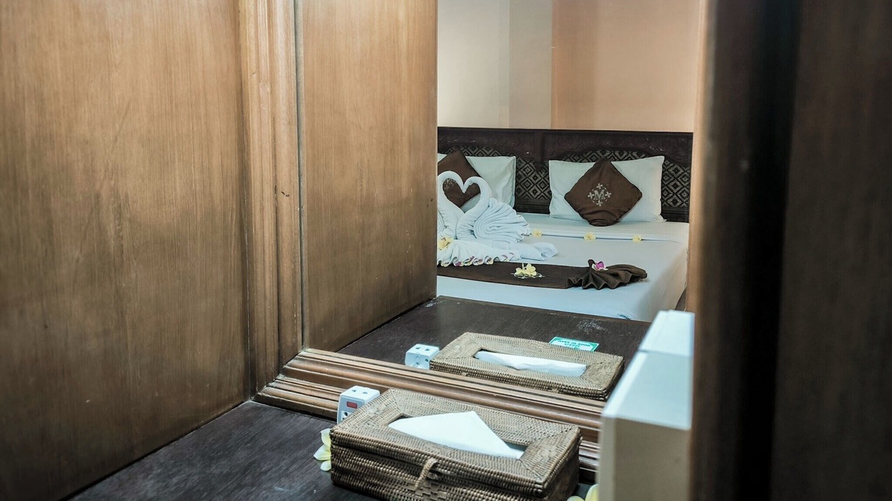 Photo of Bedroom in Kartika Plaza
