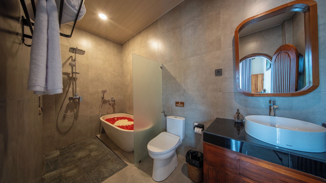Photo of Bathroom in Selat