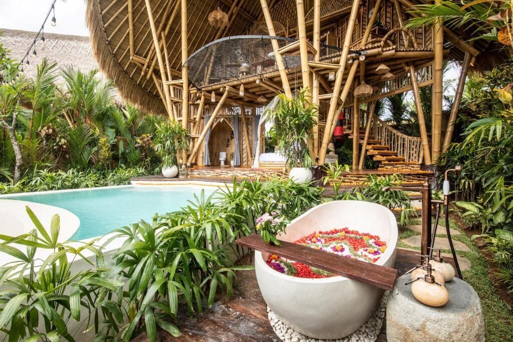 Photo of Patio Balcony in Selat