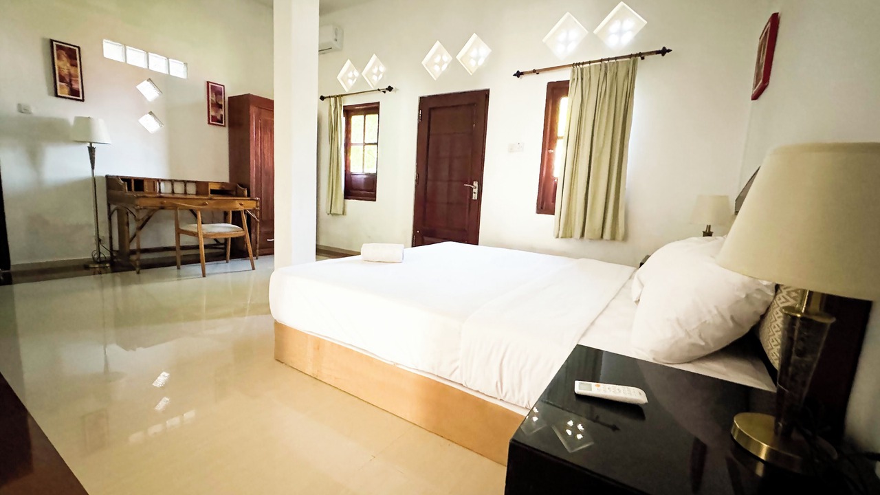 Photo of Bedroom in Seraya Barat