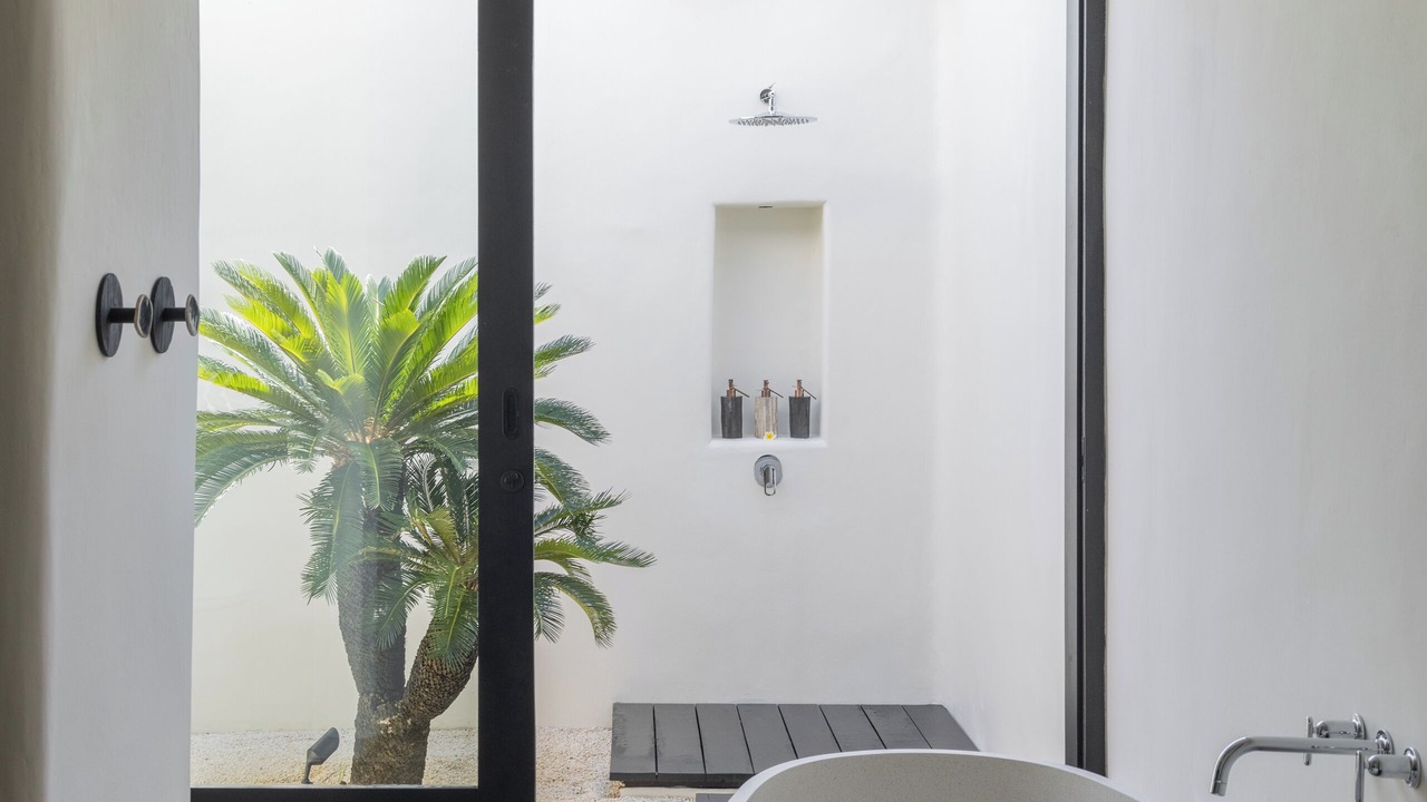 Photo of Bathroom in Tejakula