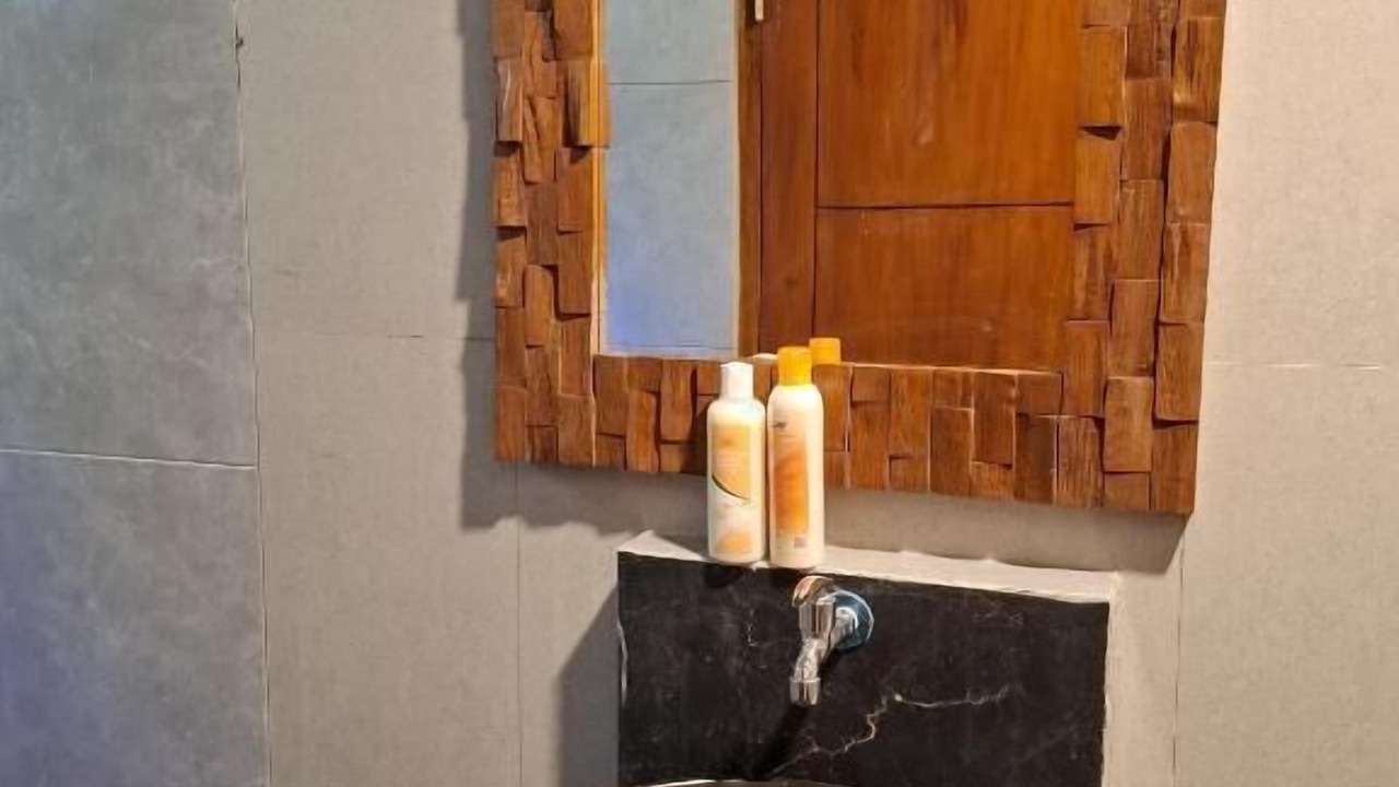 Photo of Bathroom in Tanjung