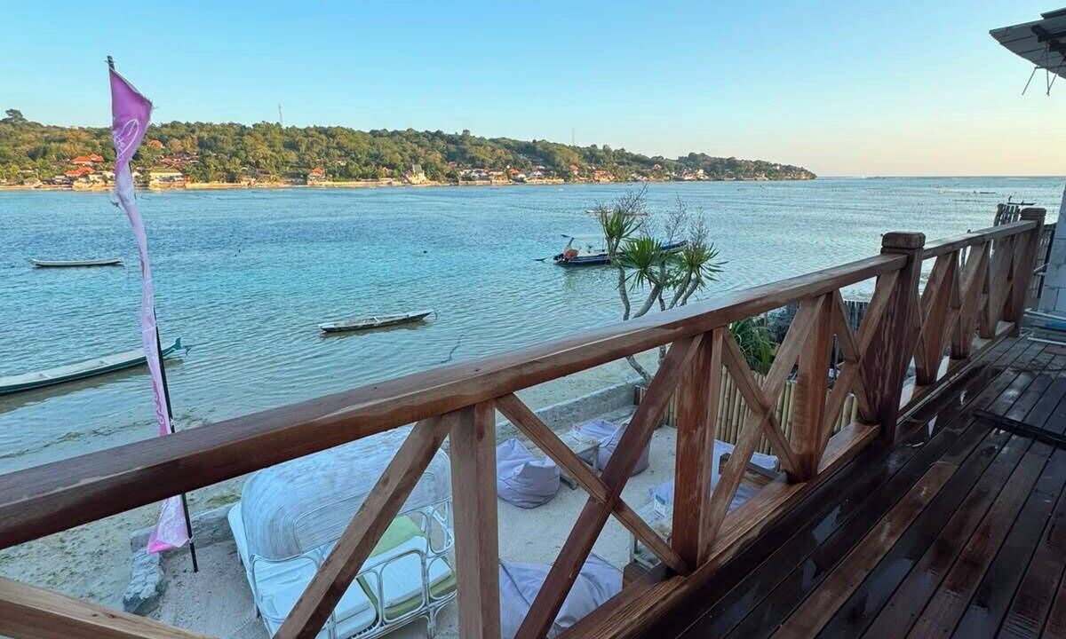 Photo of Outdoor in Mushroom Bay