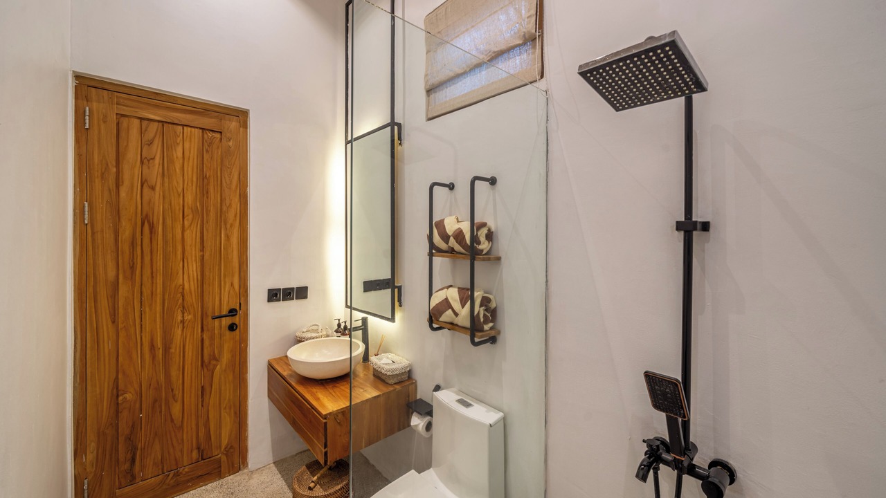Photo of Bathroom in Singakerta
