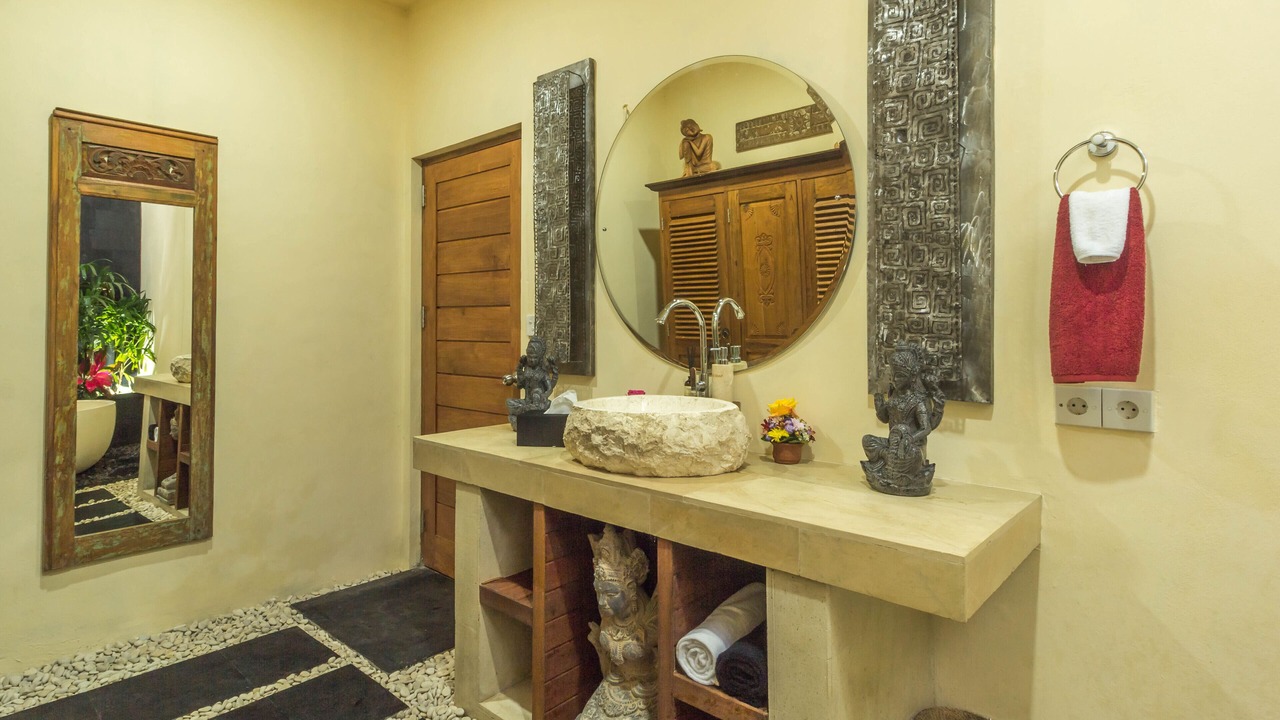 Photo of Bathroom in Keliki