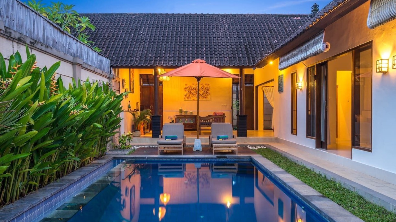 Photo of Outdoor in Sunset Road