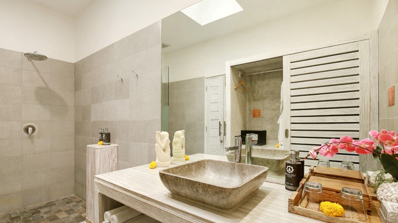 Photo of Bathroom in Dewi Sri