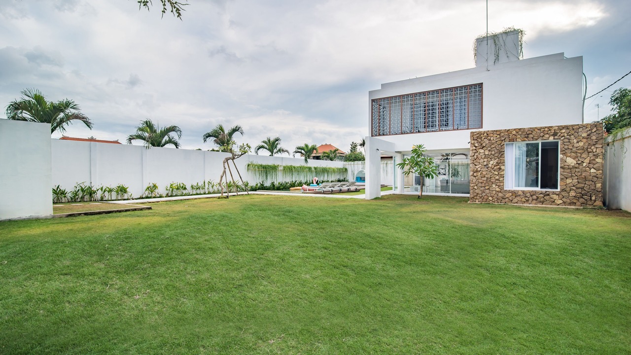Photo of Outdoor in Sunset Road