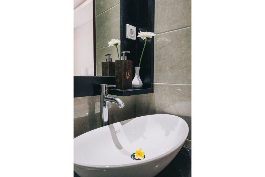 Photo of Bathroom in Petitenget