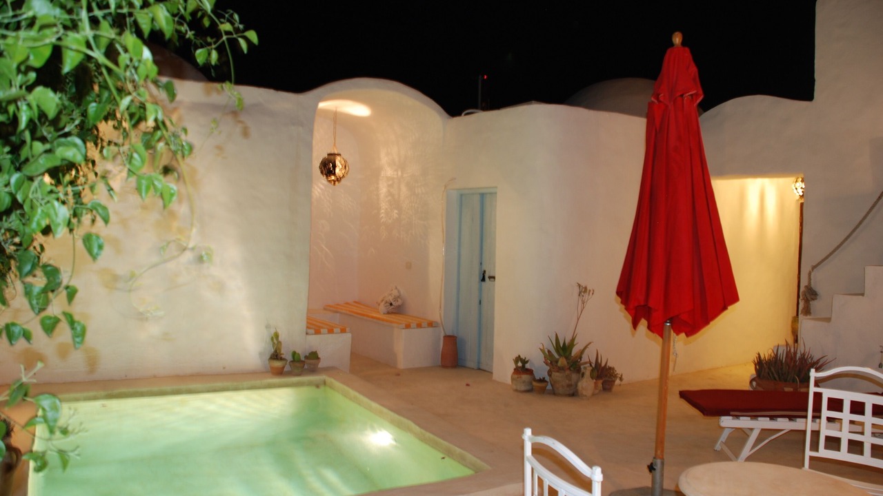 Photo of Outdoor in Erriadh