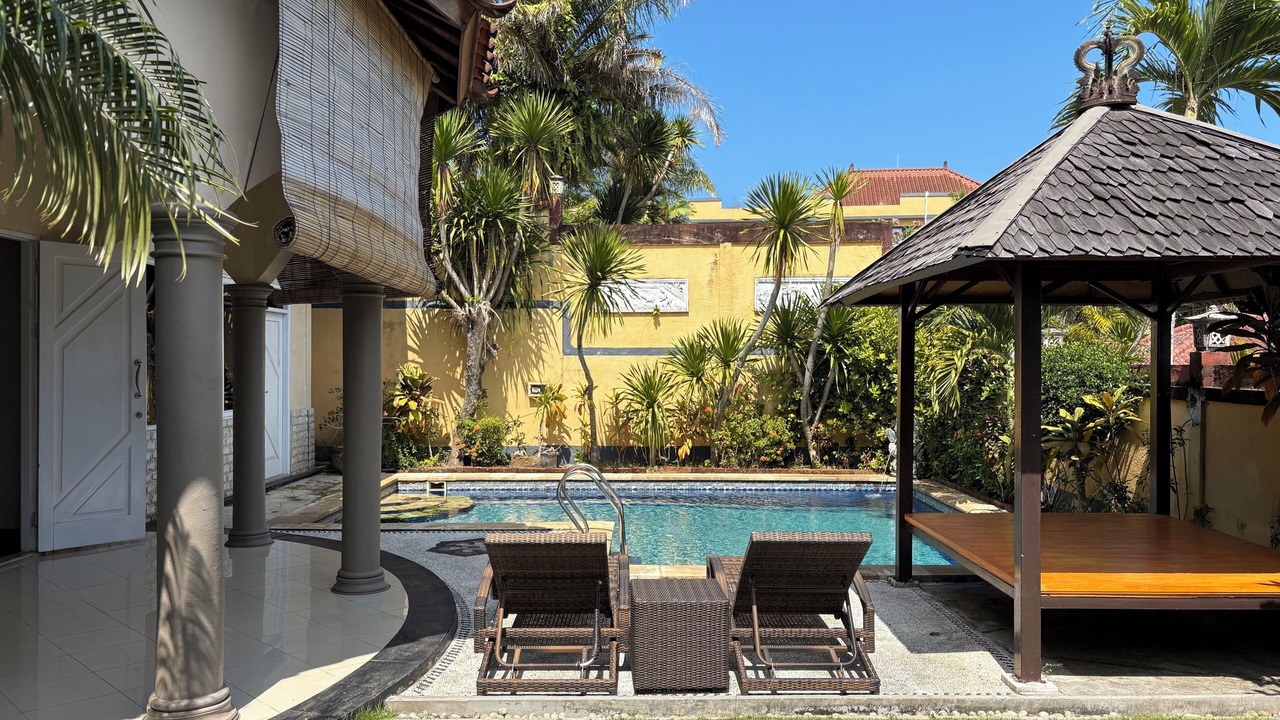 Photo of Patio Balcony in Bukit